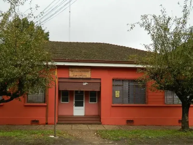 Biblioteca Pública Collipulli Dr. Luis Eberhard